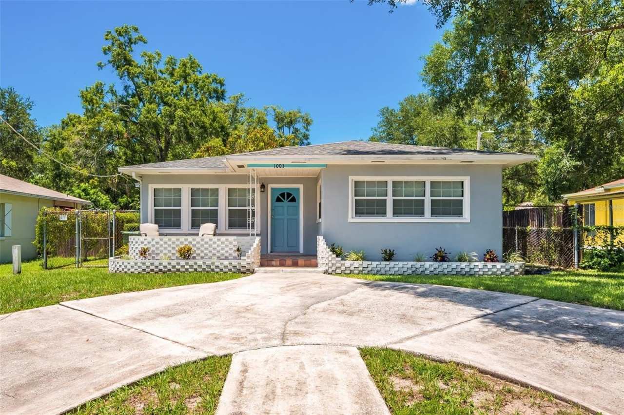 1003 W COLUMBUS DRIVE