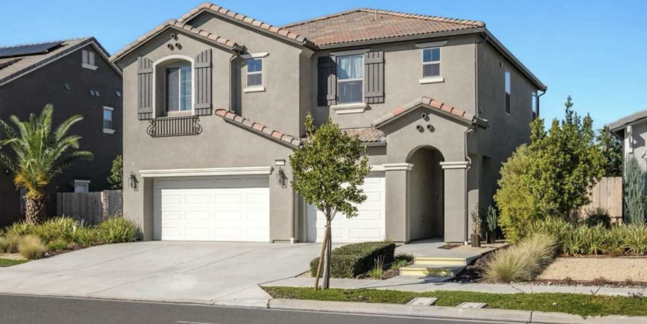 11293 North Alicante Drive