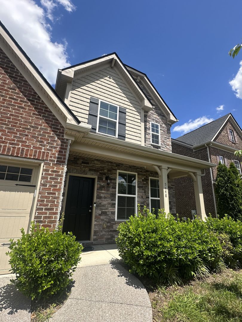 Spaciou 5 Bedroom Home