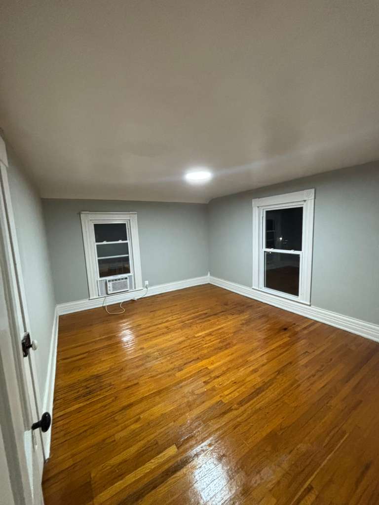 371 North Mulberry Street - 2