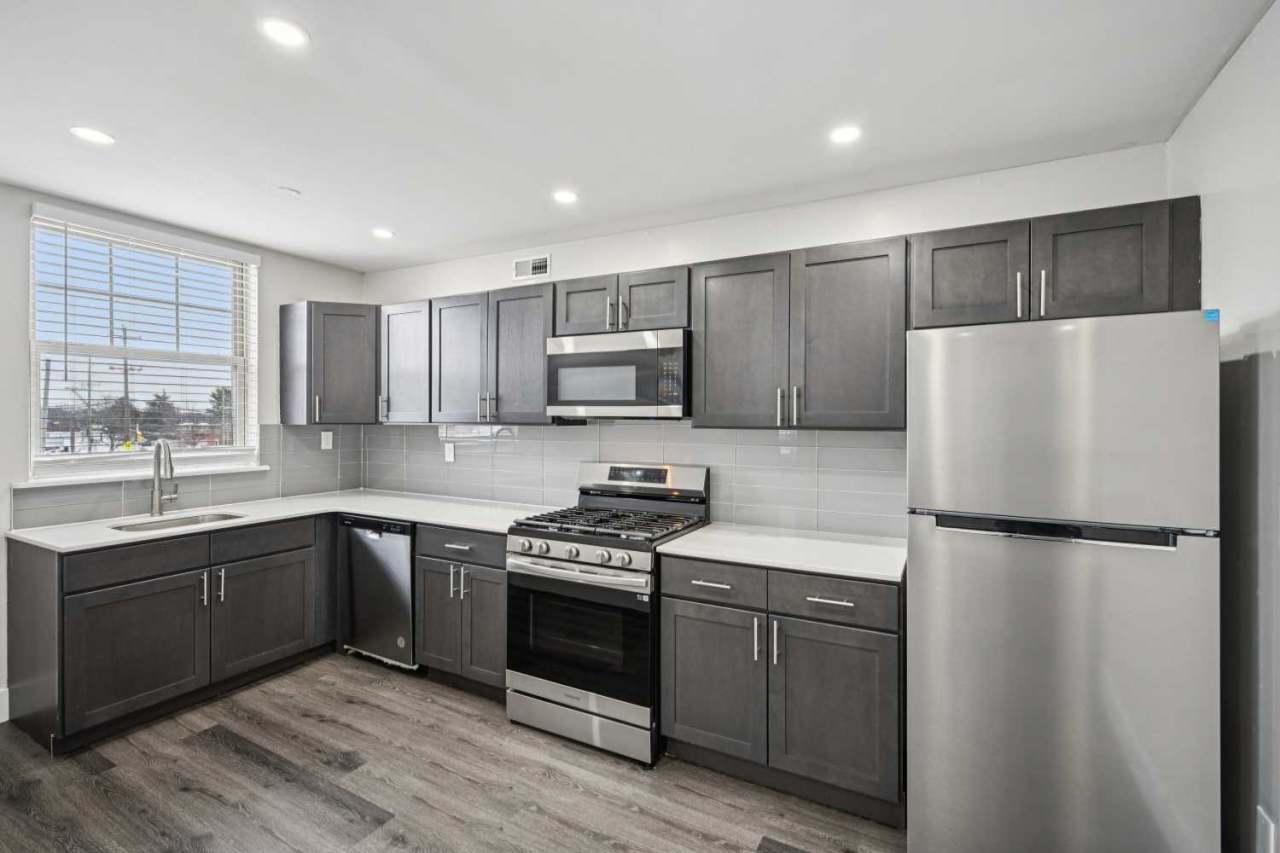 Domino Lane Apartments