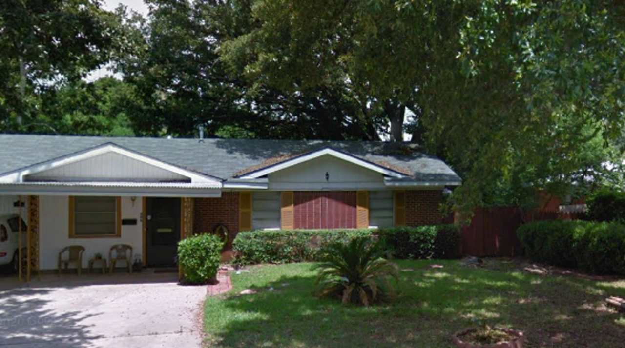 3 bedroom 1 bathroom Cherokee Park