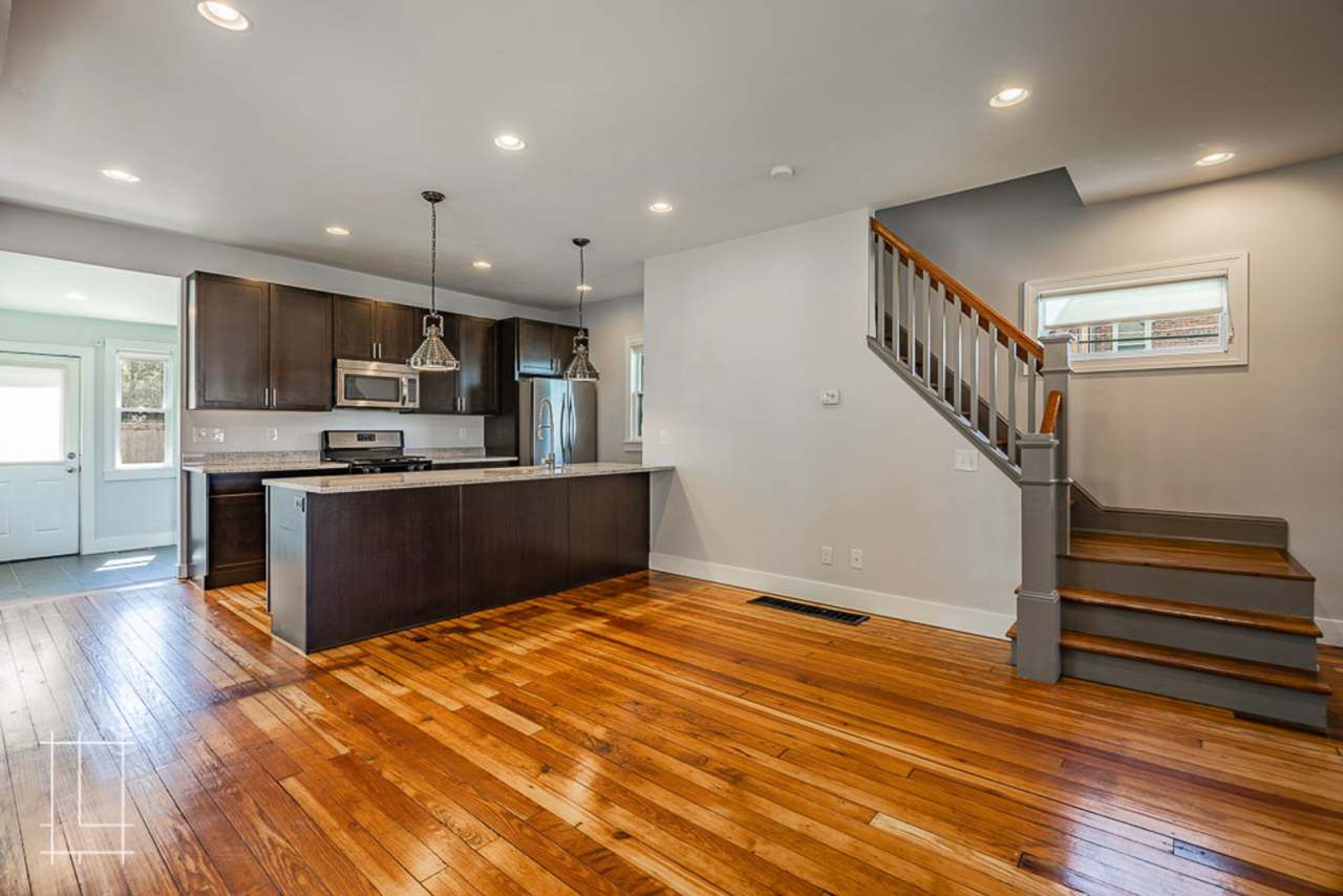 Available Now: One Month Free Rent!