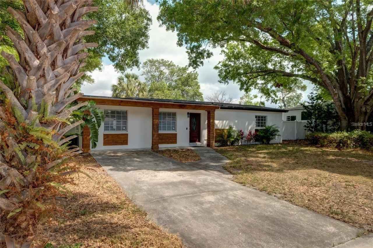 4019 W WATERMAN AVENUE