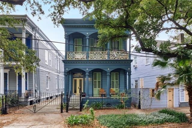 1614 GOVERNOR NICHOLLS Street