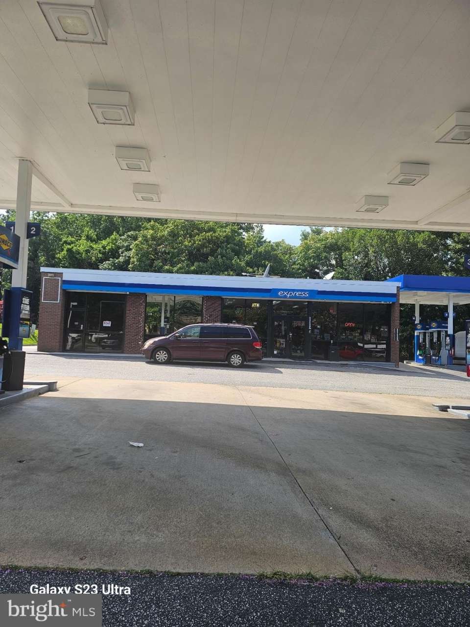 5604 CHAMBERLAYNE Road