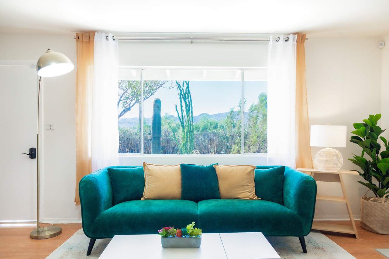 61740 Oleander Drive