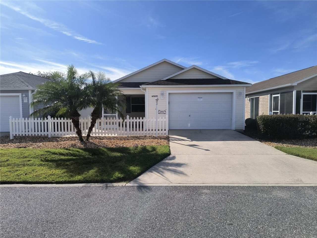 2550 CARRINGTON COURT