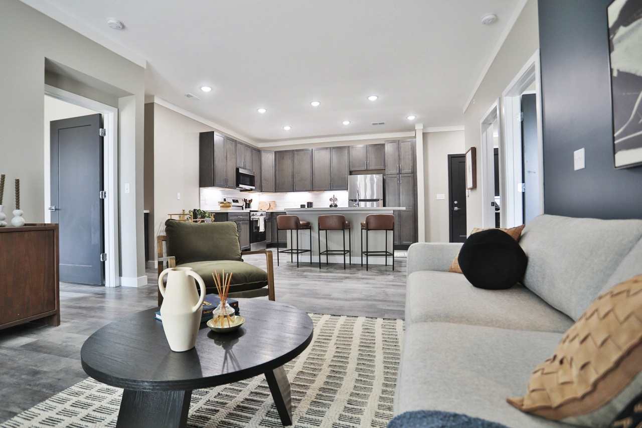 Altair Apartments