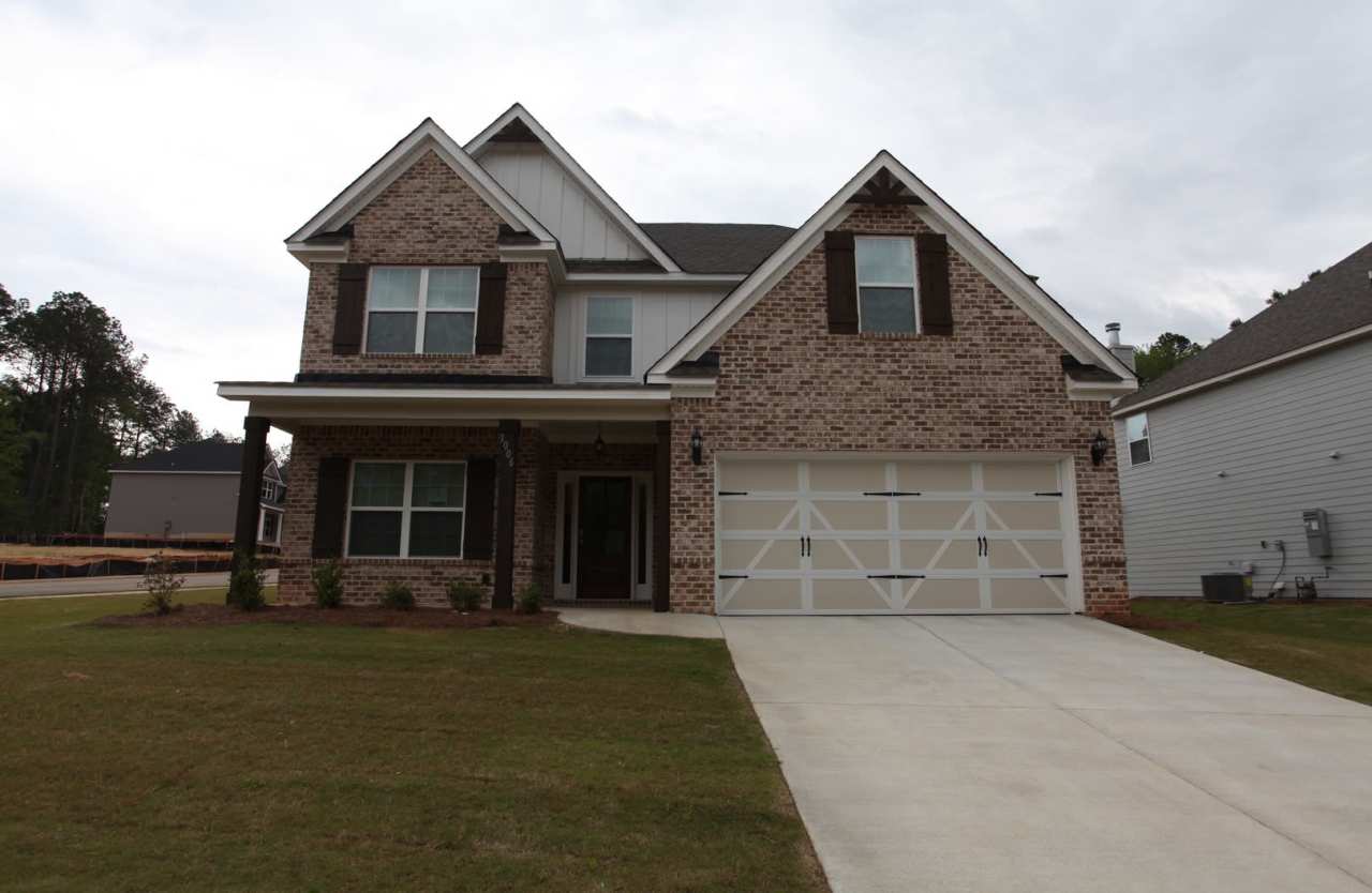 5bed/3bath Residential House available in August!