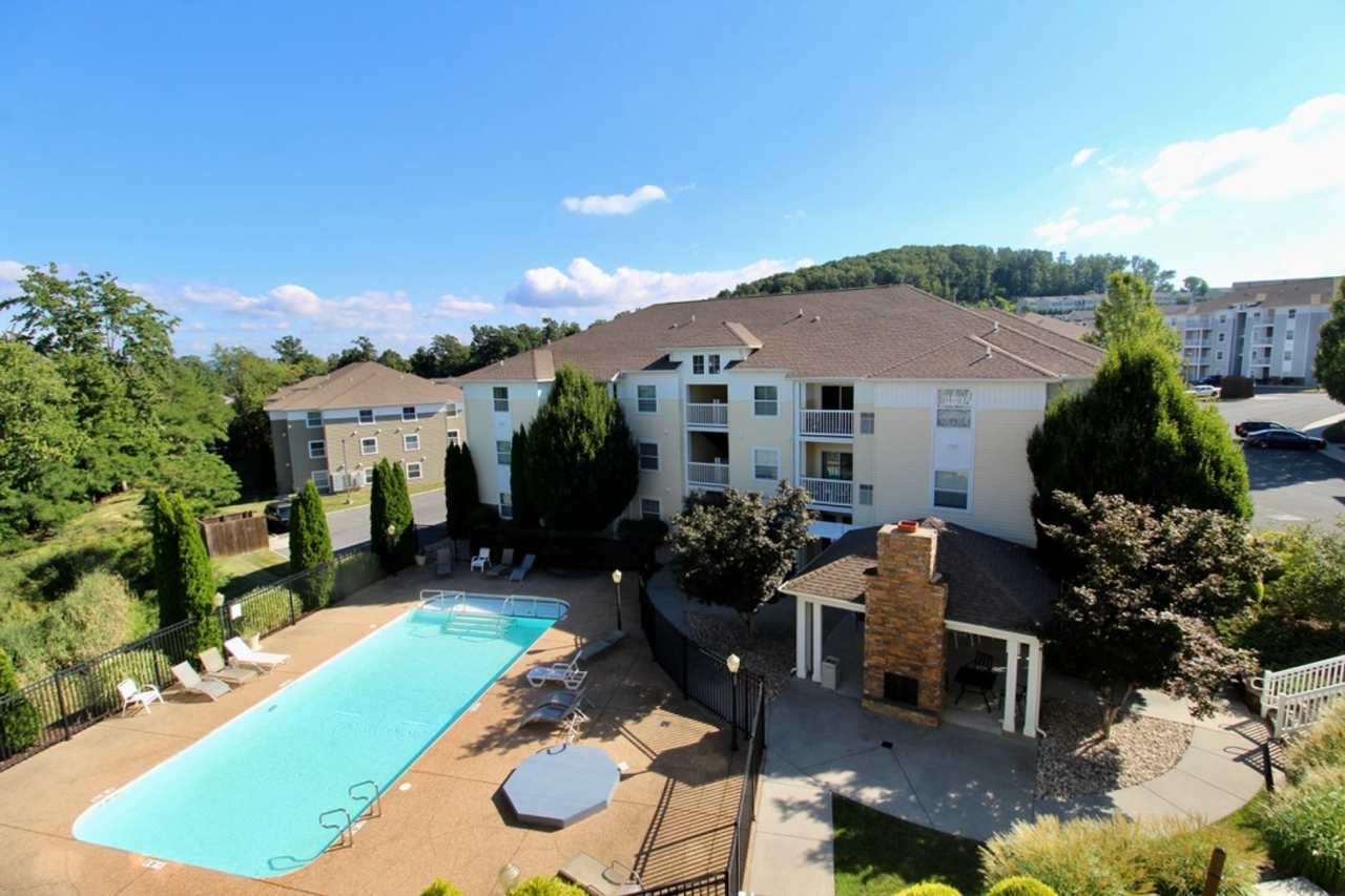 Davis Mills Dr 515#103