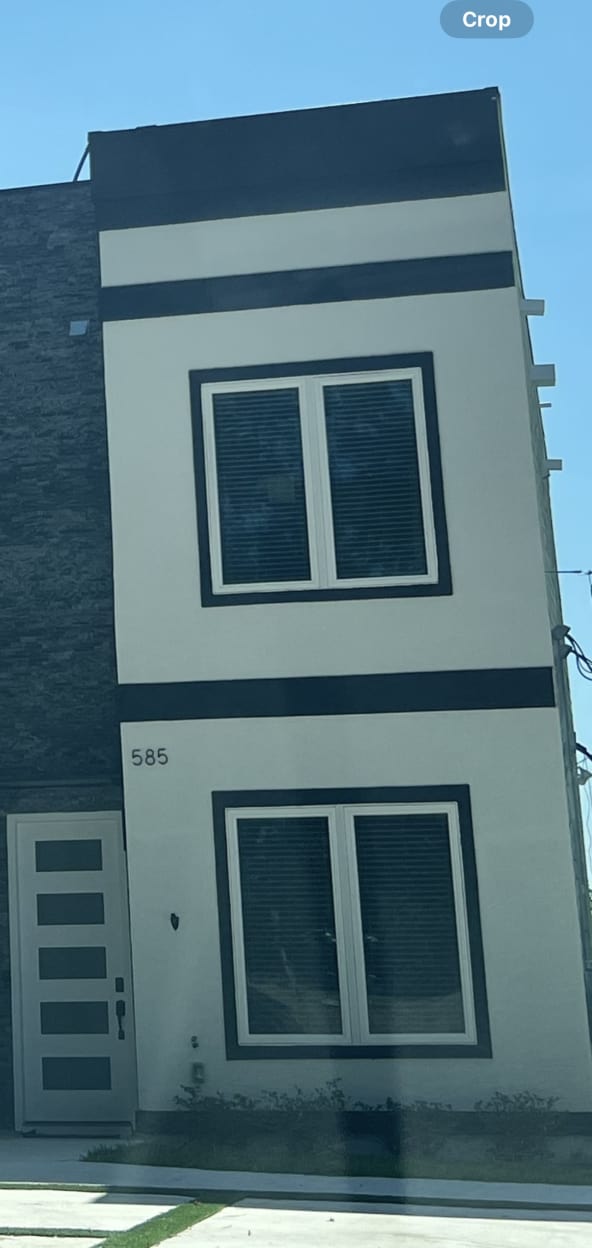 585 Plymouth Court - 1