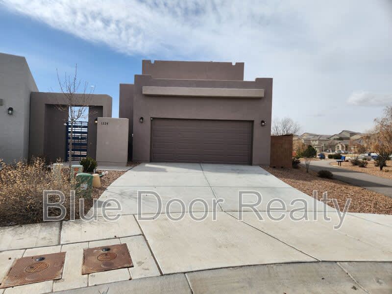 1224 Tierra Verde Loop