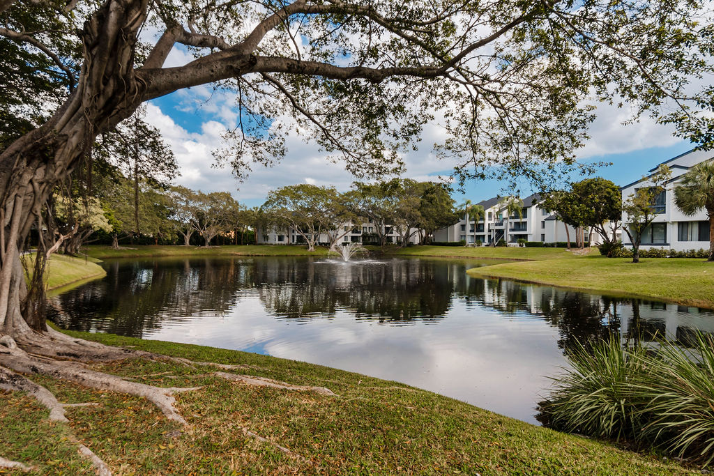 Legacy at Coconut Creek