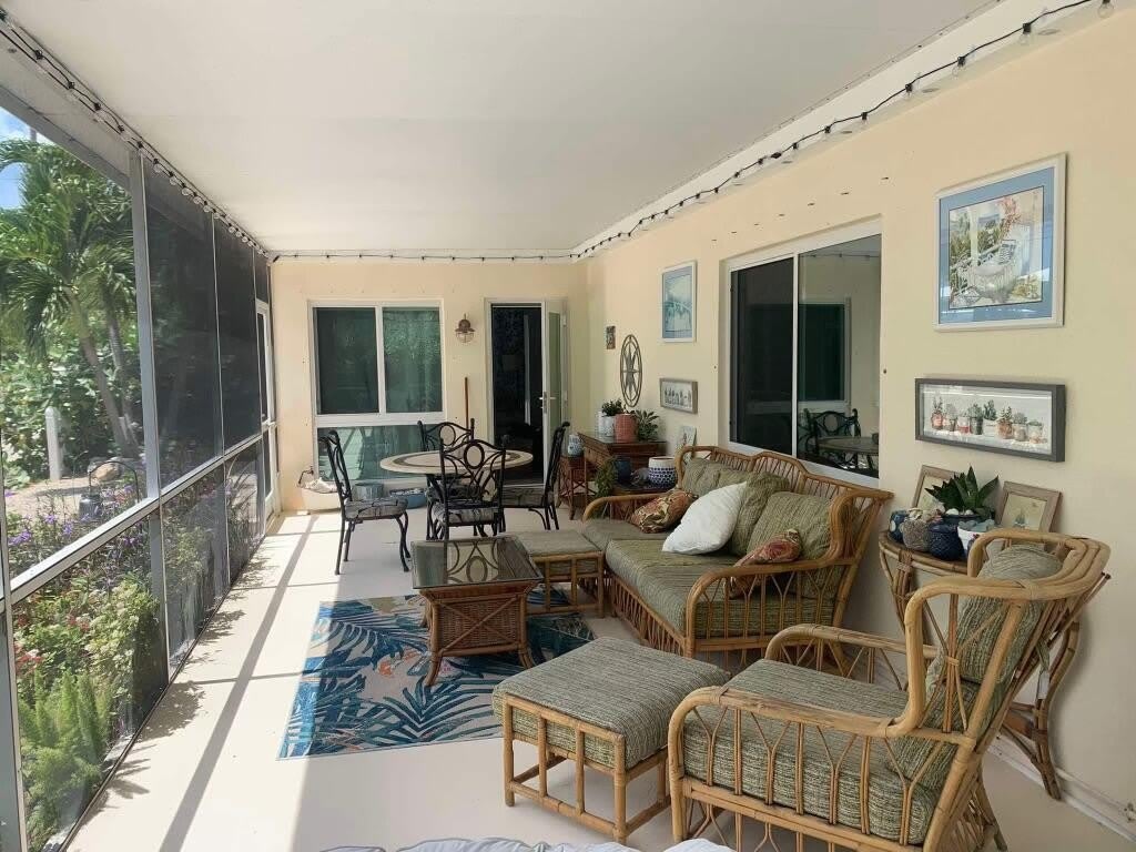 11456 5th Avenue Ocean