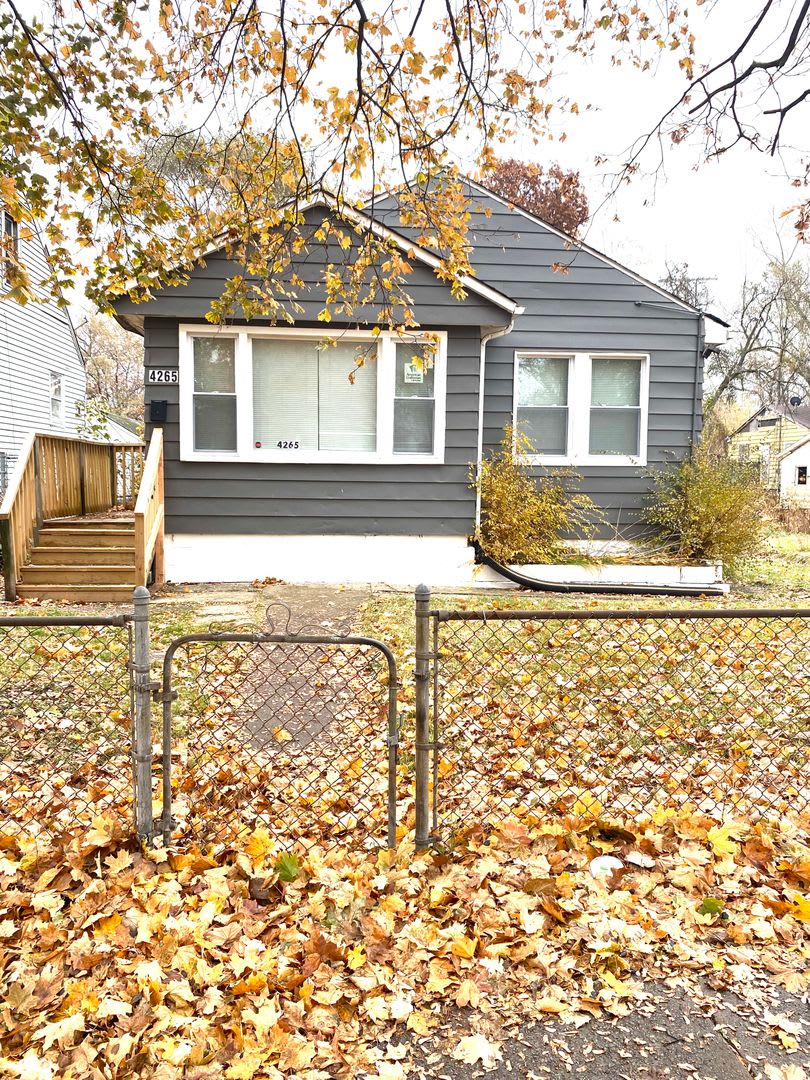 Spacious 3-Bedroom Home in Gary