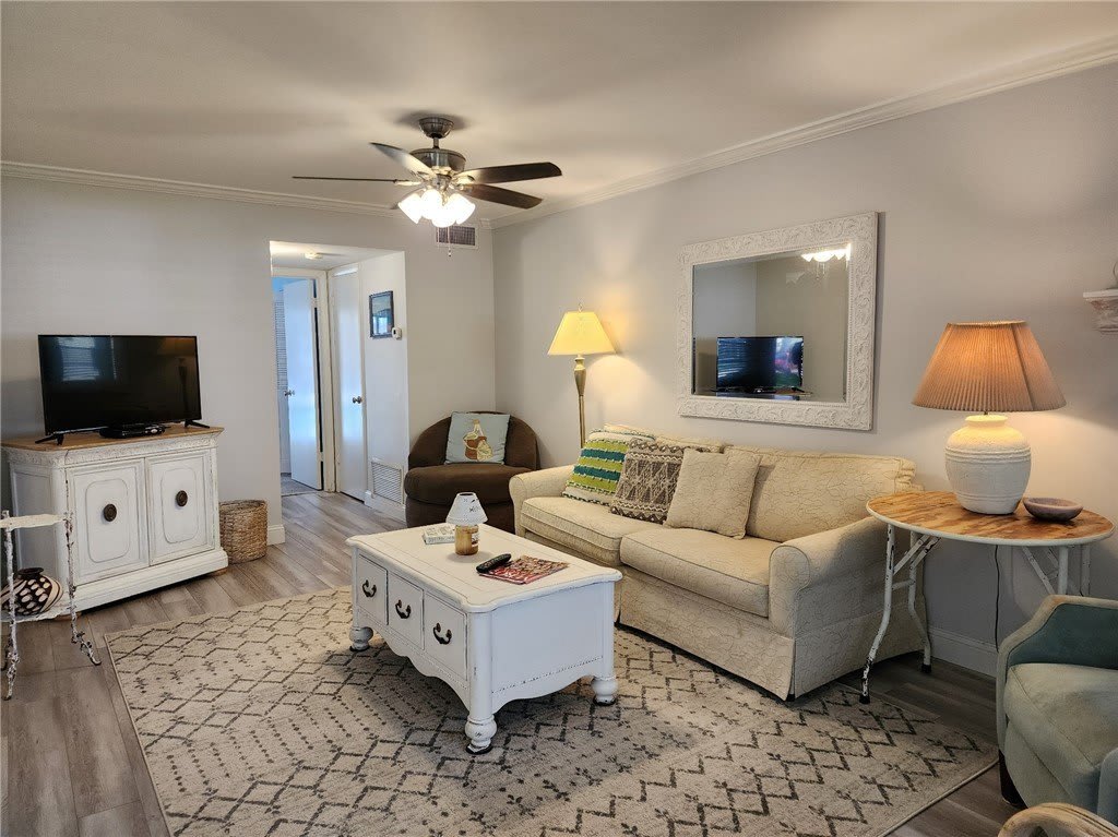 58 Woodland Drive unit: 103