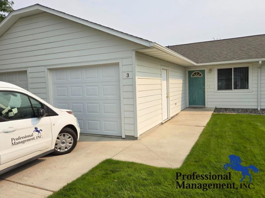 1501 Country Manor Blvd