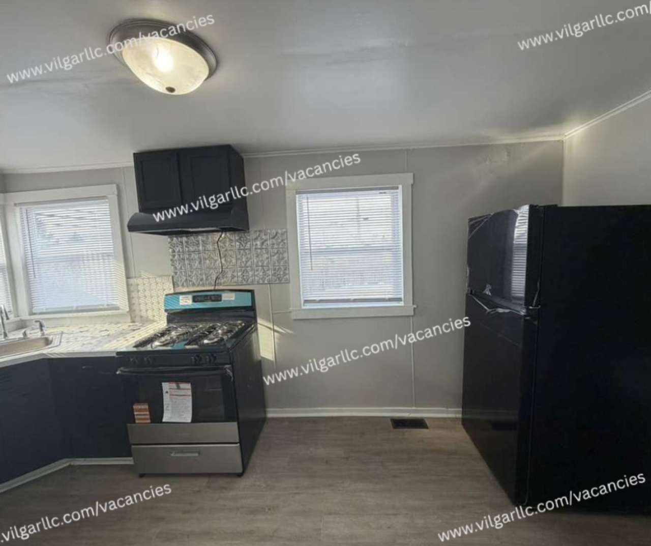 3 Large Bedrooms • 1 Updated Bathroom house in Hammond, IN