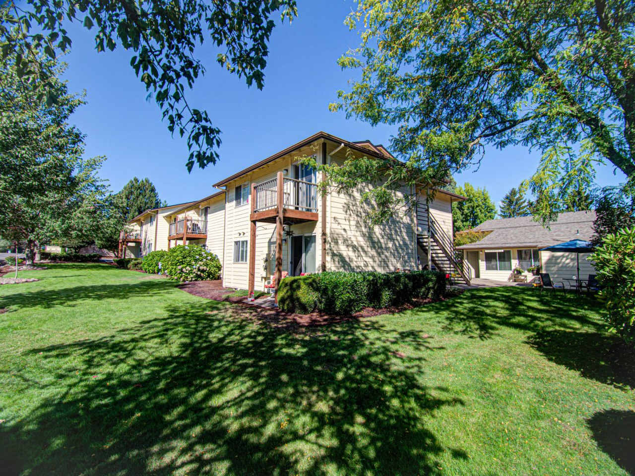 South Pointe Apartments