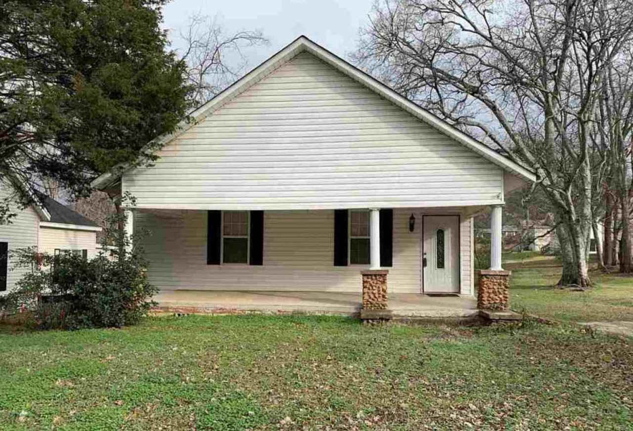 204 Church Avenue NE