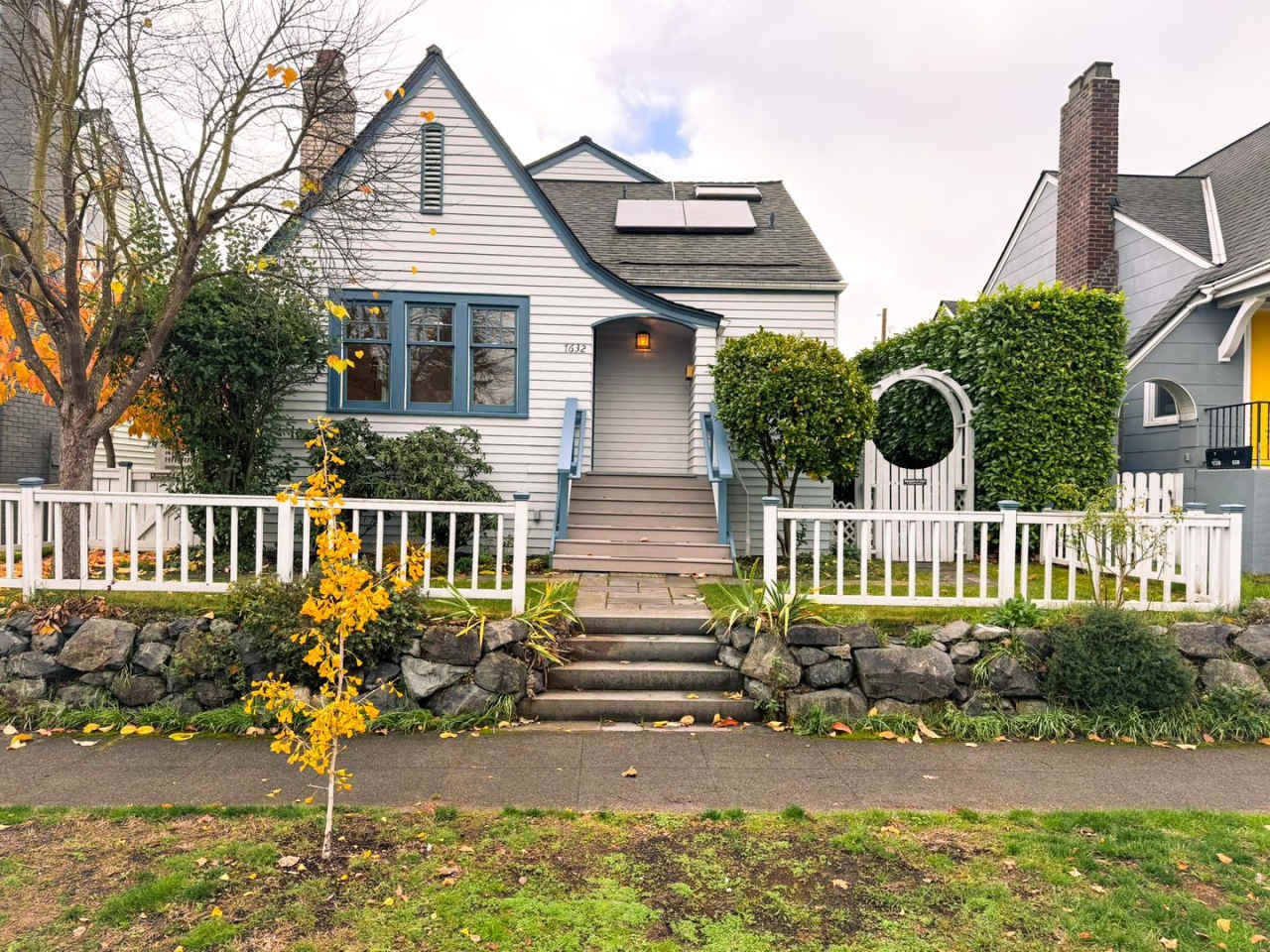 STEPS to Green Lake! 3BR Tudor Home w/ Landscaping Included!