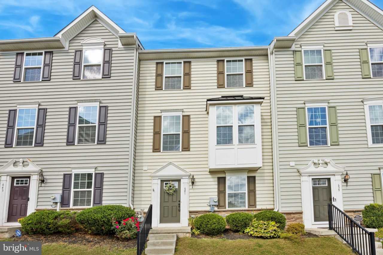 641 WASHINGTON Square