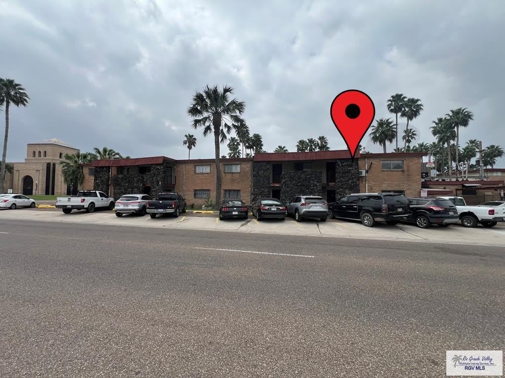 1900 E ELIZABETH ST.