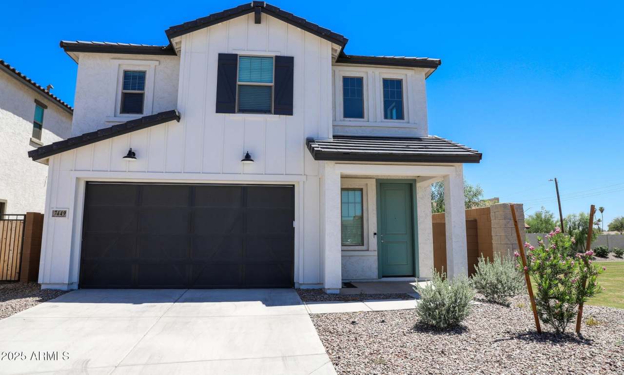 7449 W NICOLET Avenue