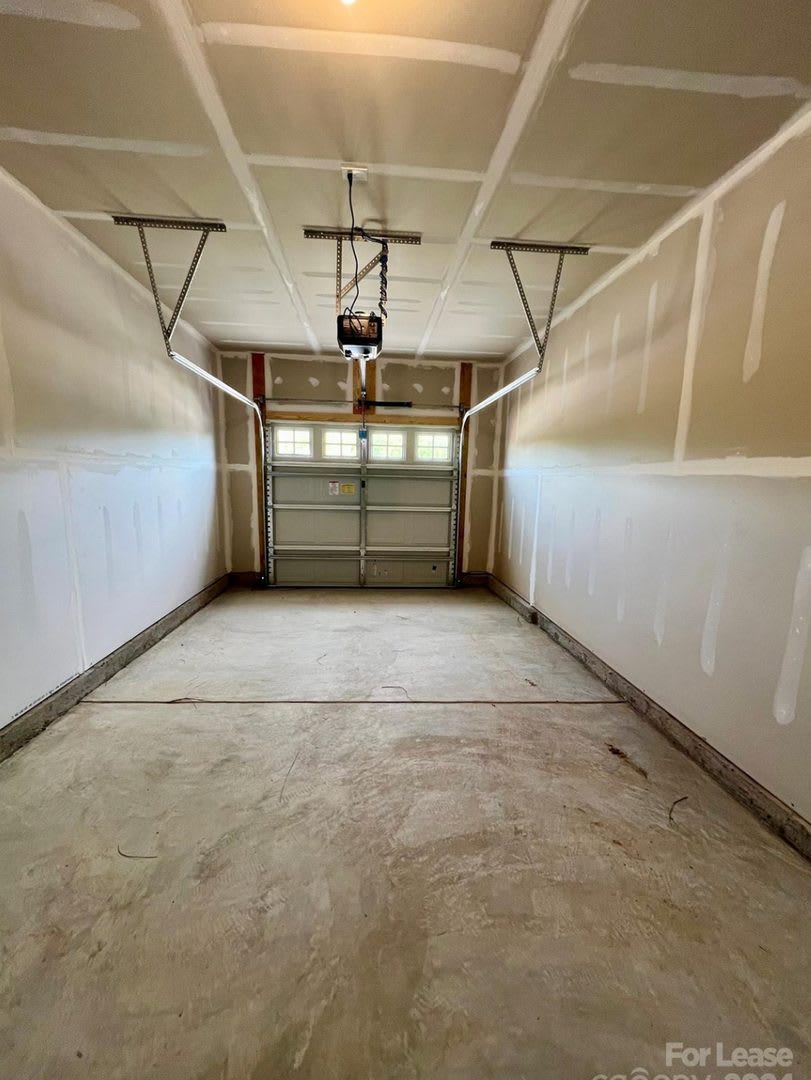 Room in 3 Bedroom Townhome at Brandon House