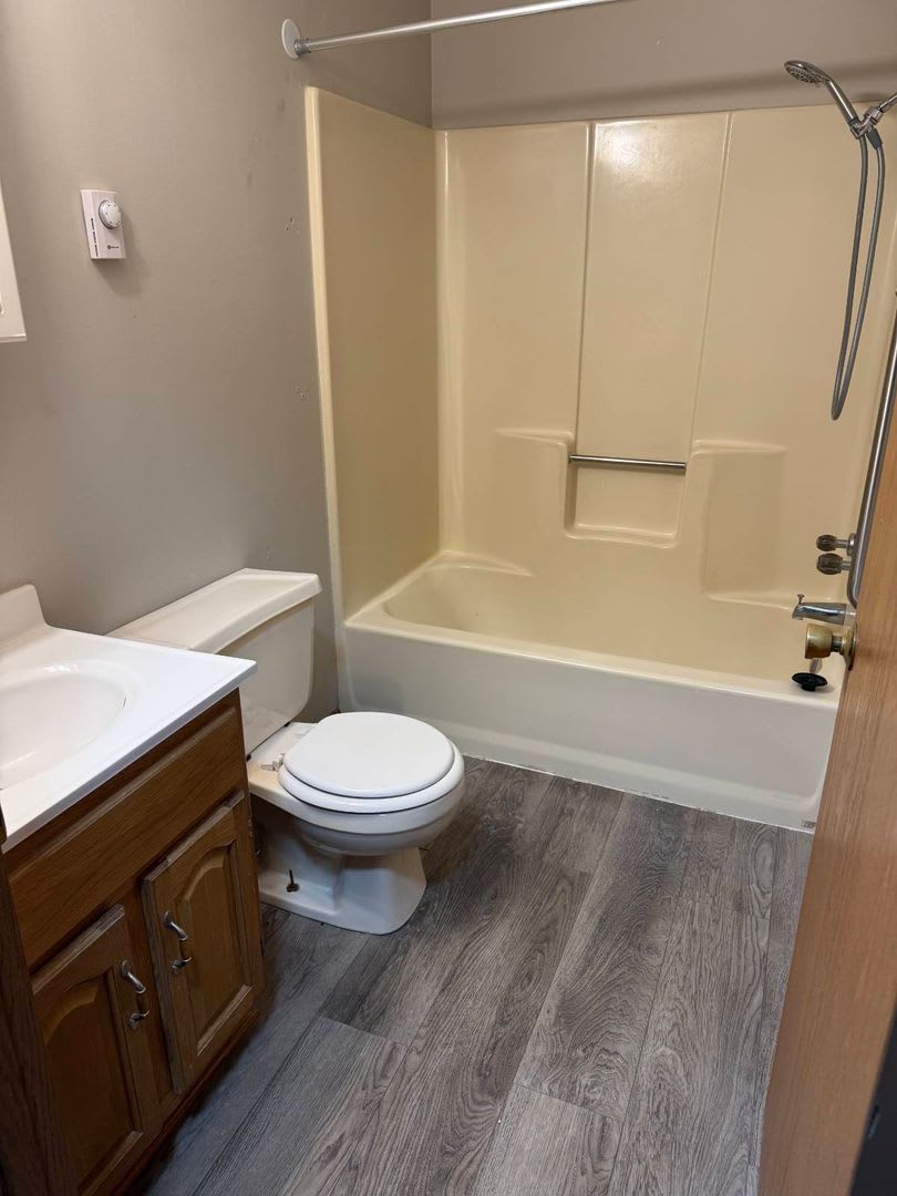 408 3rd Ave SW - Unit 9