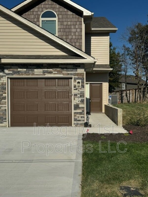 5902 Northwest 88th Street