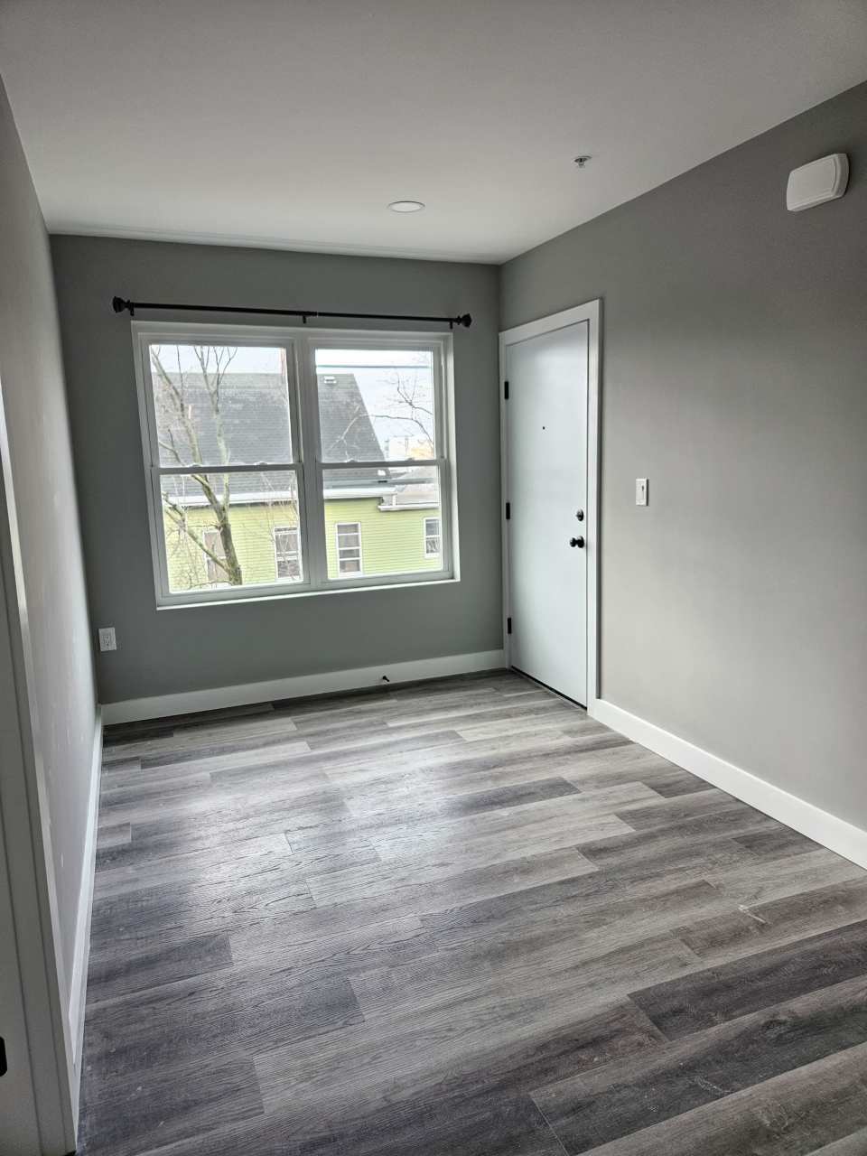 32 Irving Street - 2F