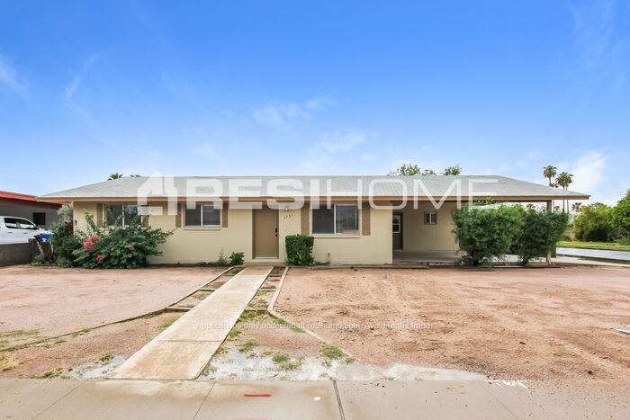 1751 West Capri Avenue