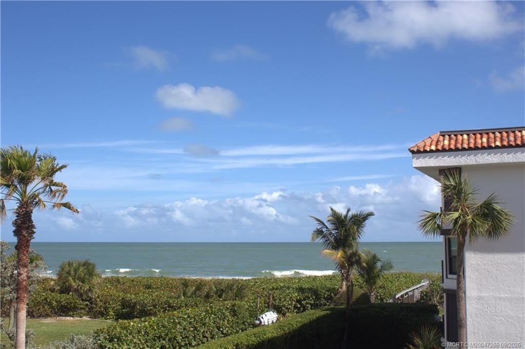 4100 N A1A Highway unit: 325