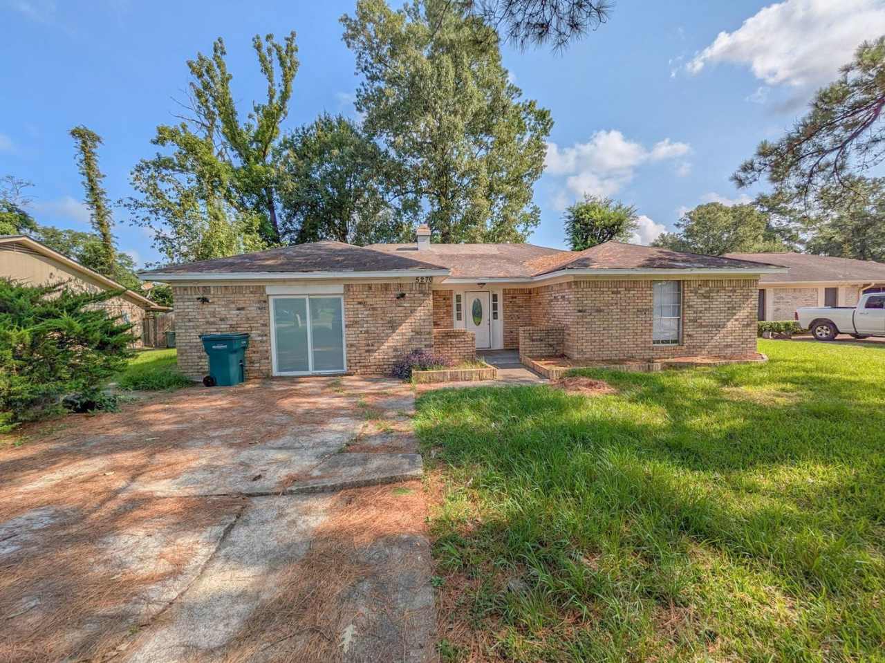 ** M-I Special: $200 off 1st Mo** 5270 Wildwood Dr., Beaumont, TX 77708