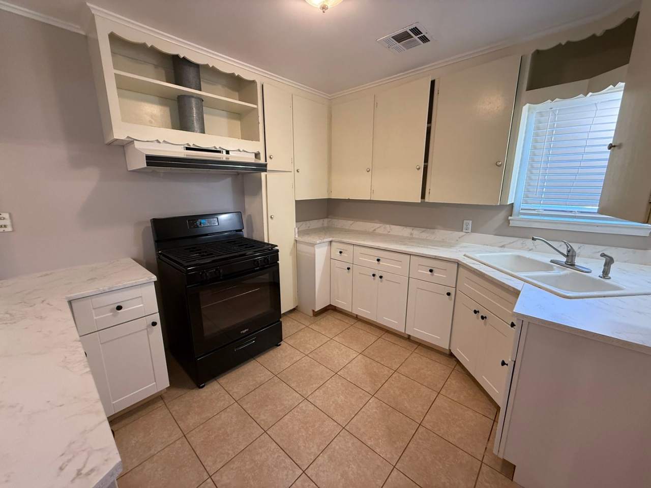 Older Home Large Yard 3 bedroom