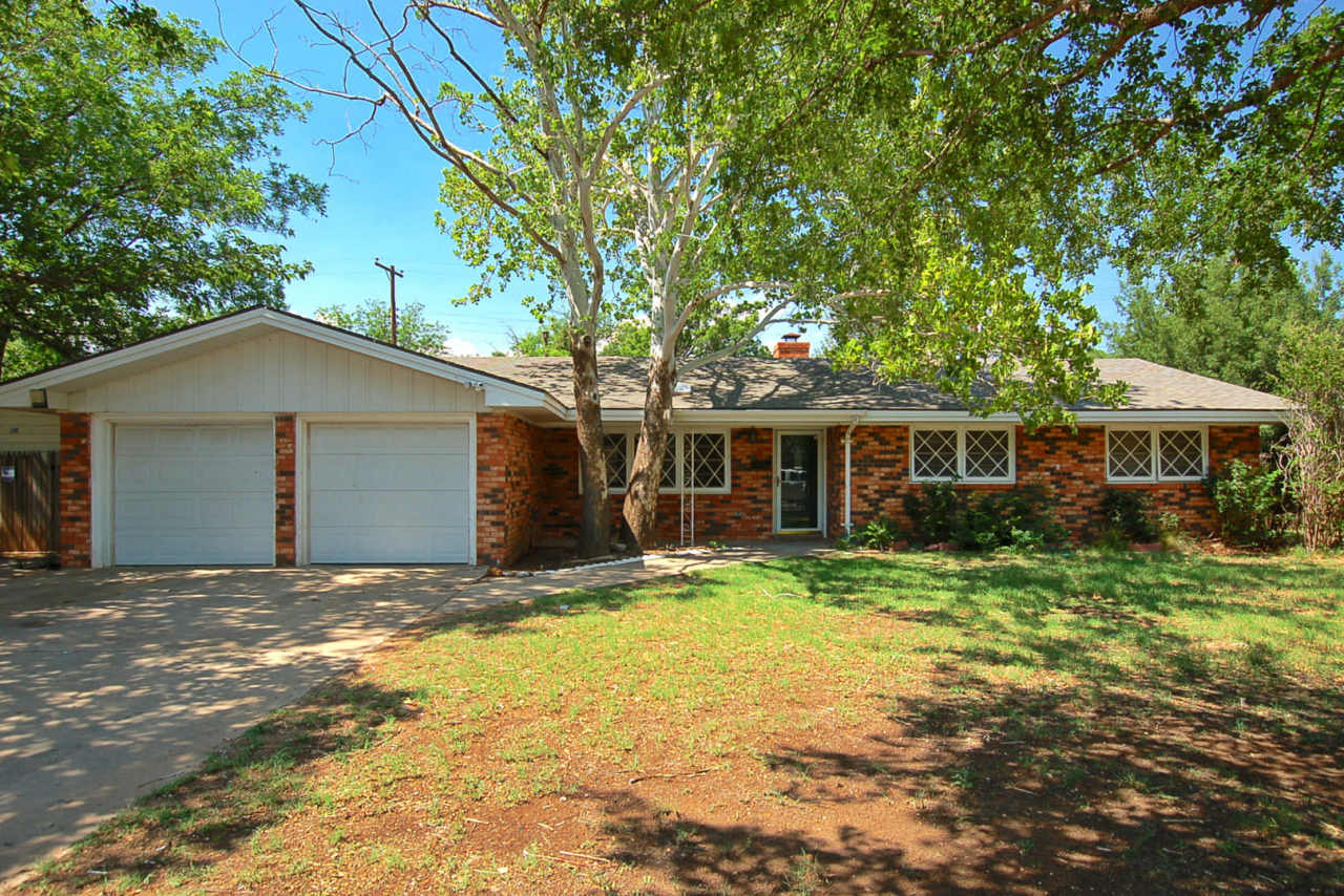 Completely Updated 3/2/2 House Convenient to Texas Tech