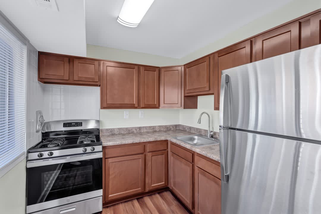 Washington Square Apartments