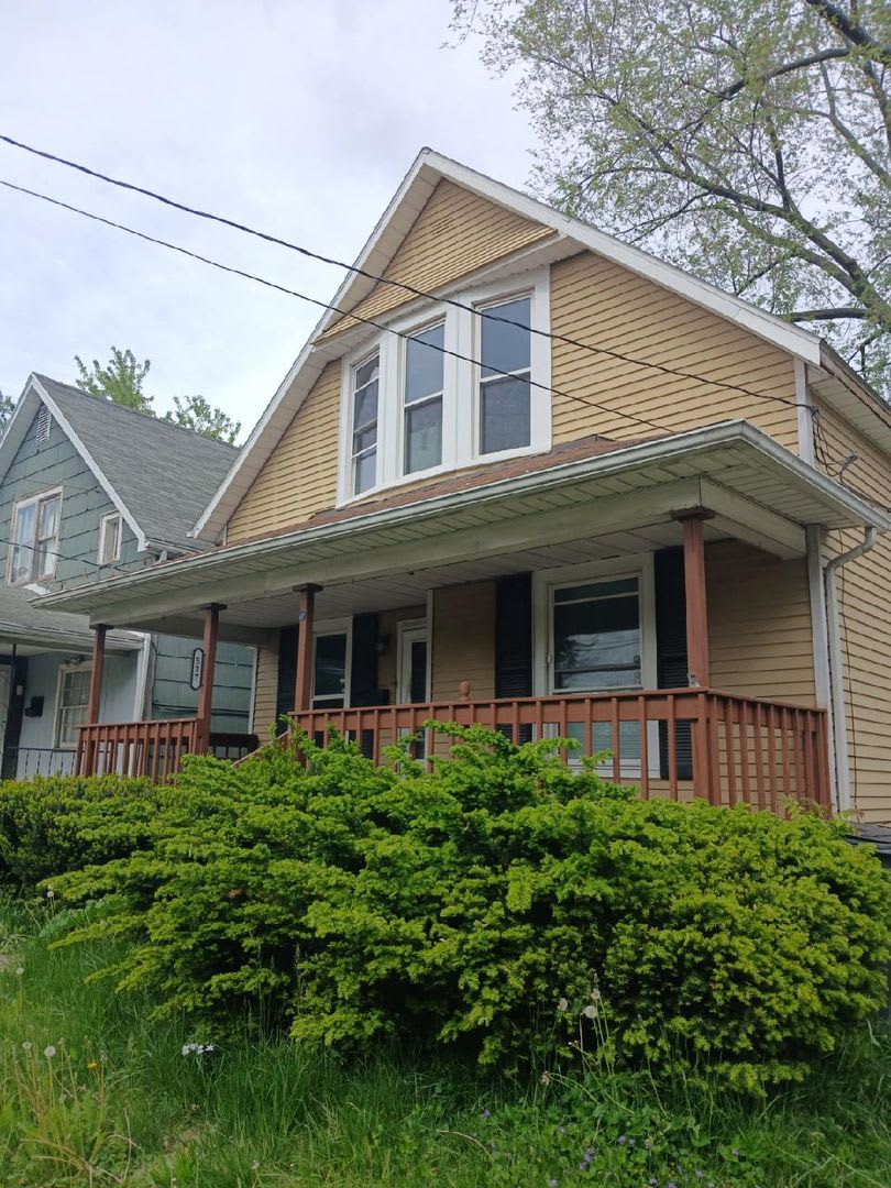 3 Bed 2 Bath