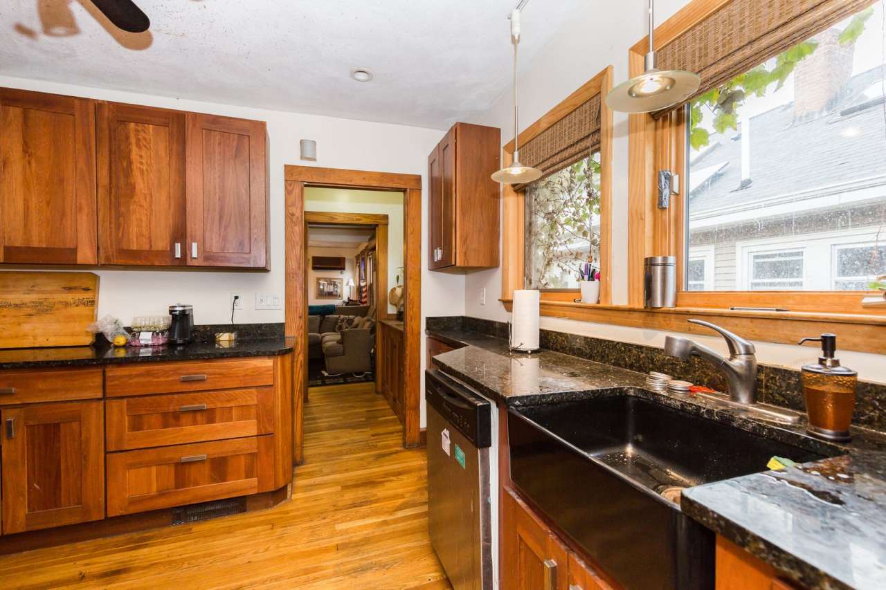 Great Condo style 4 Bedroom Right on Mission Hill!