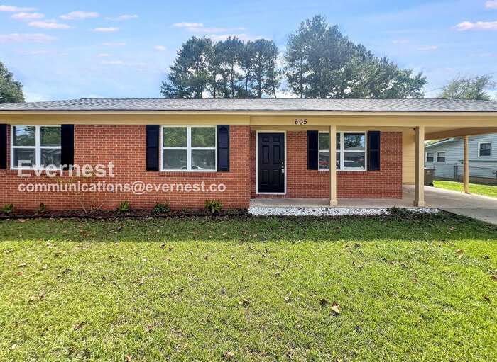 605 Blaine Drive Southwest