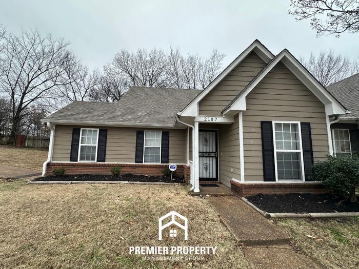 2187 Curbertson Cove