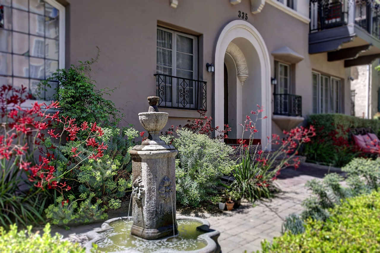 335 S Cloverdale Ave