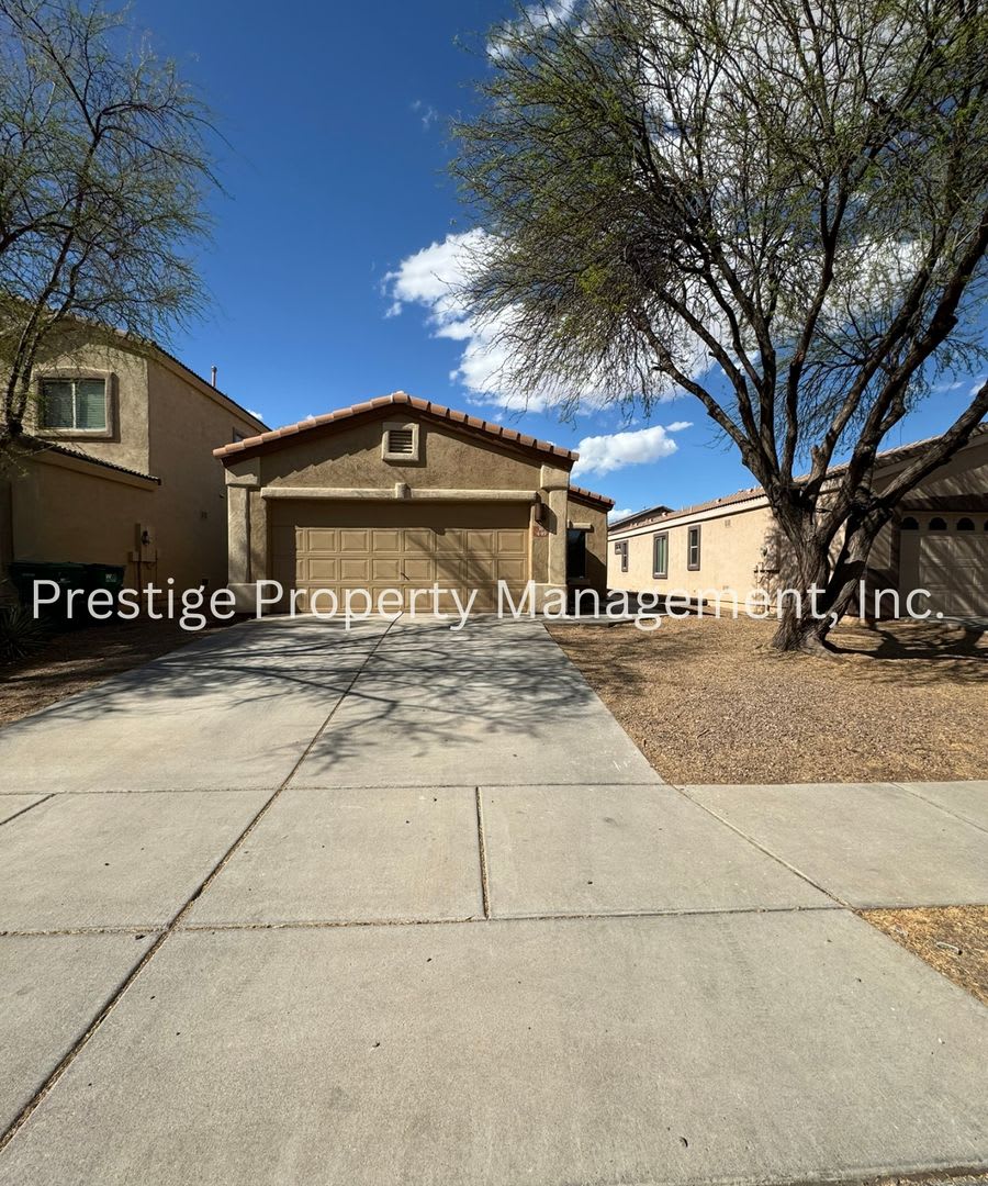 Spacious, Rancho Sahuarita Beauty!