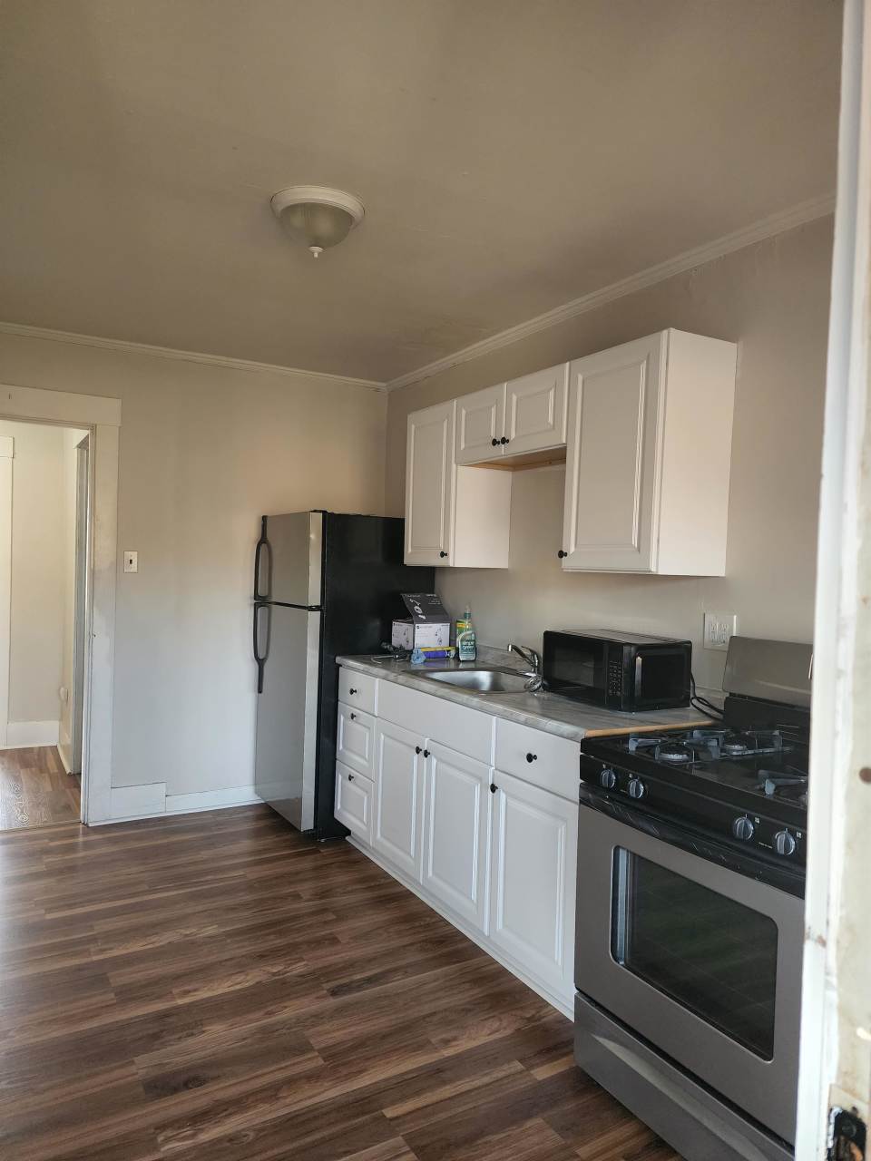 411 Franklin Street - 3