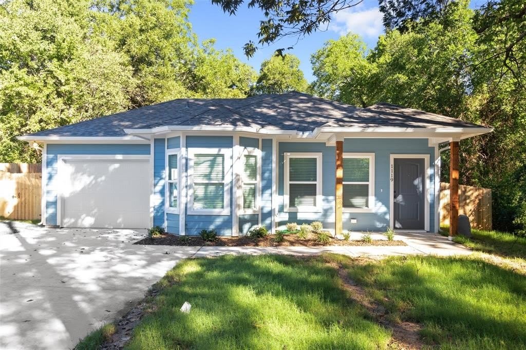 1119 E Epstein Street