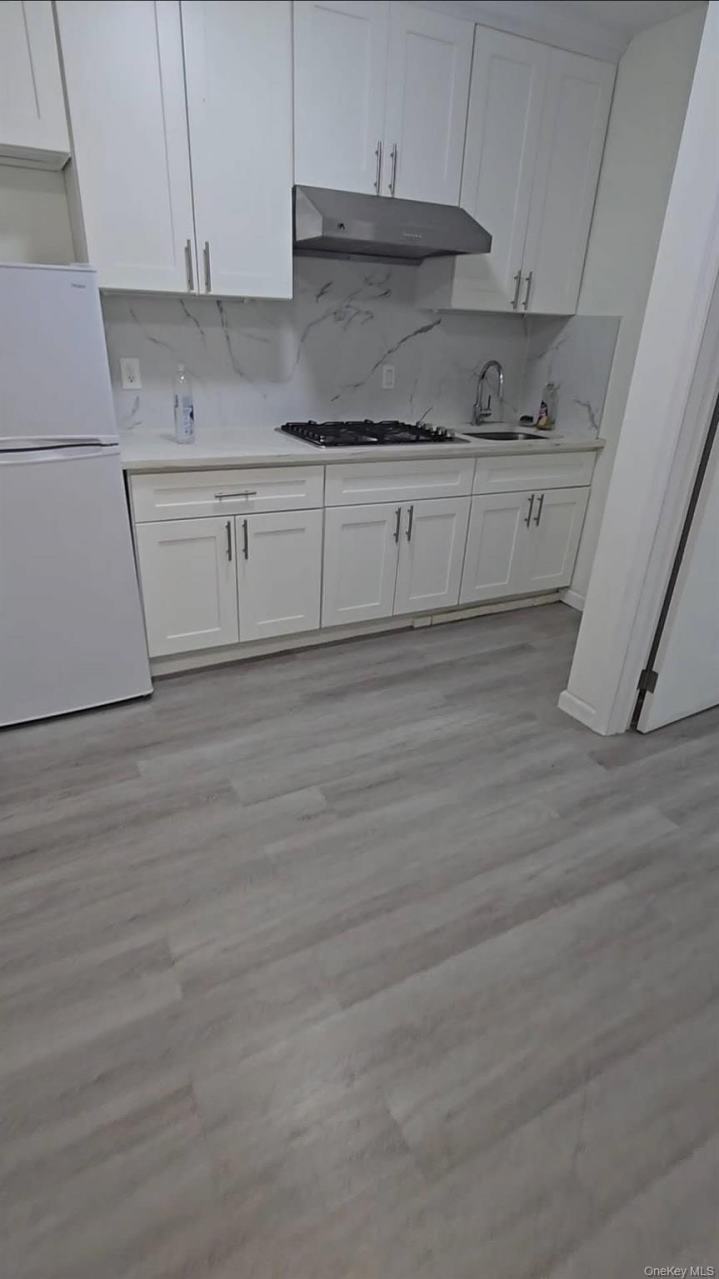 43-27 162nd Street unit: 1R