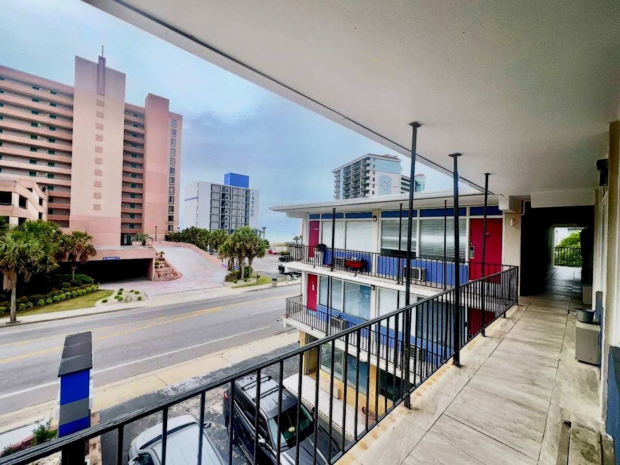 Paceview II - 2200 S Ocean Blvd