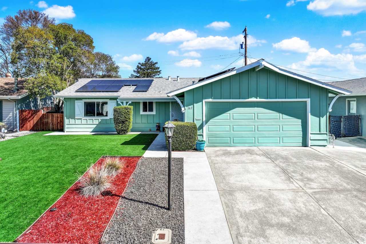 162 Isle Royale Circle, Vacaville